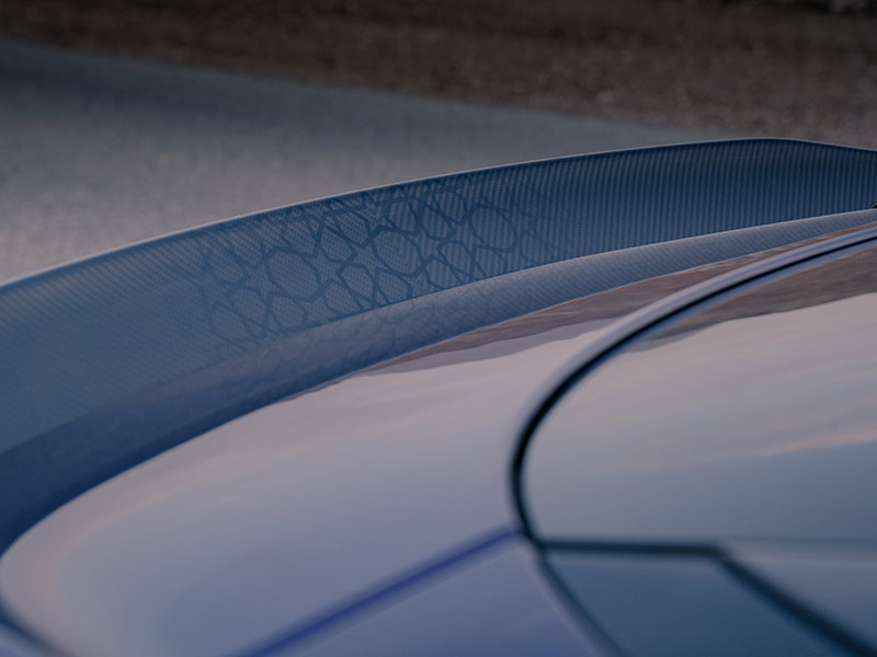 نسخة حصرية للشرق الأوسط من دي بي إس سوبرليجيرا من أستون مارتن